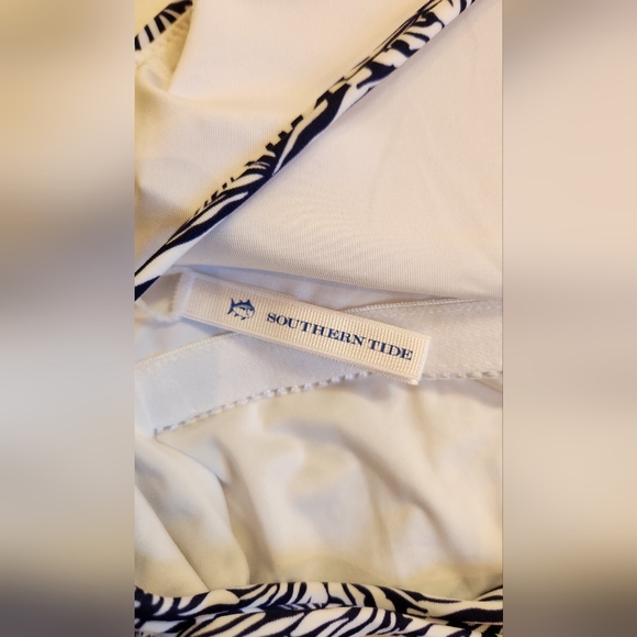 Southern Tide women's one piece blue/ white swimsuit size‎ small - Picture 5 of 9